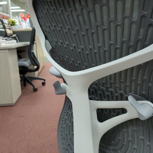 Herman Miller Mirra Chair - Product Photo 7