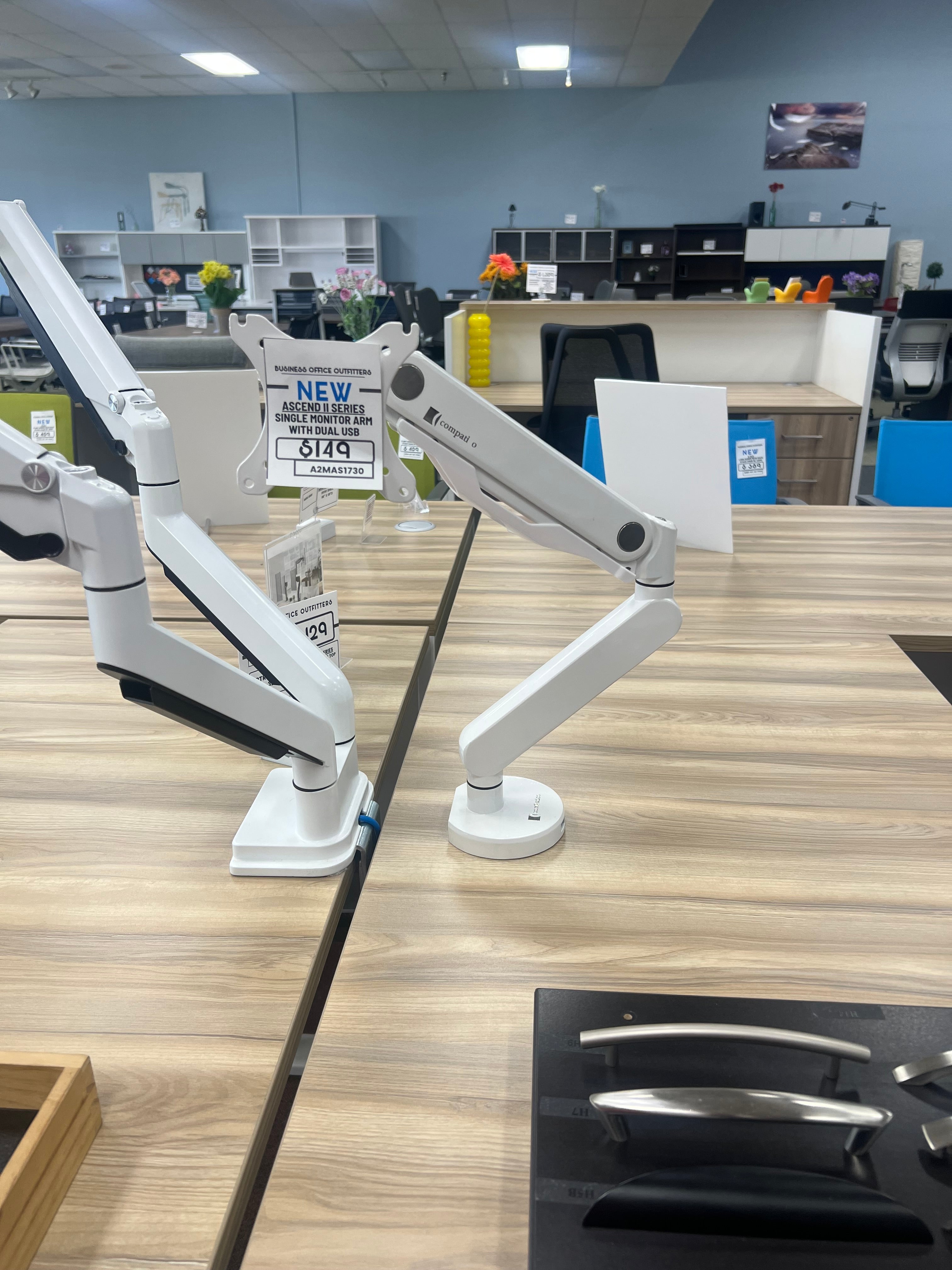 Compatico Ascend Series Single Monitor Arm