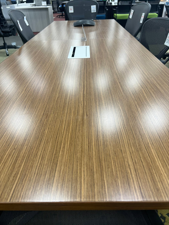 Knoll Conference Table - Product Photo 3
