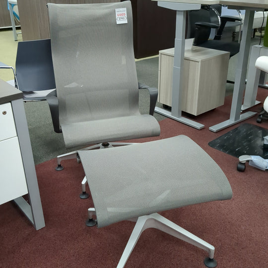 Complete View of the Herman Miller Setu Chair
