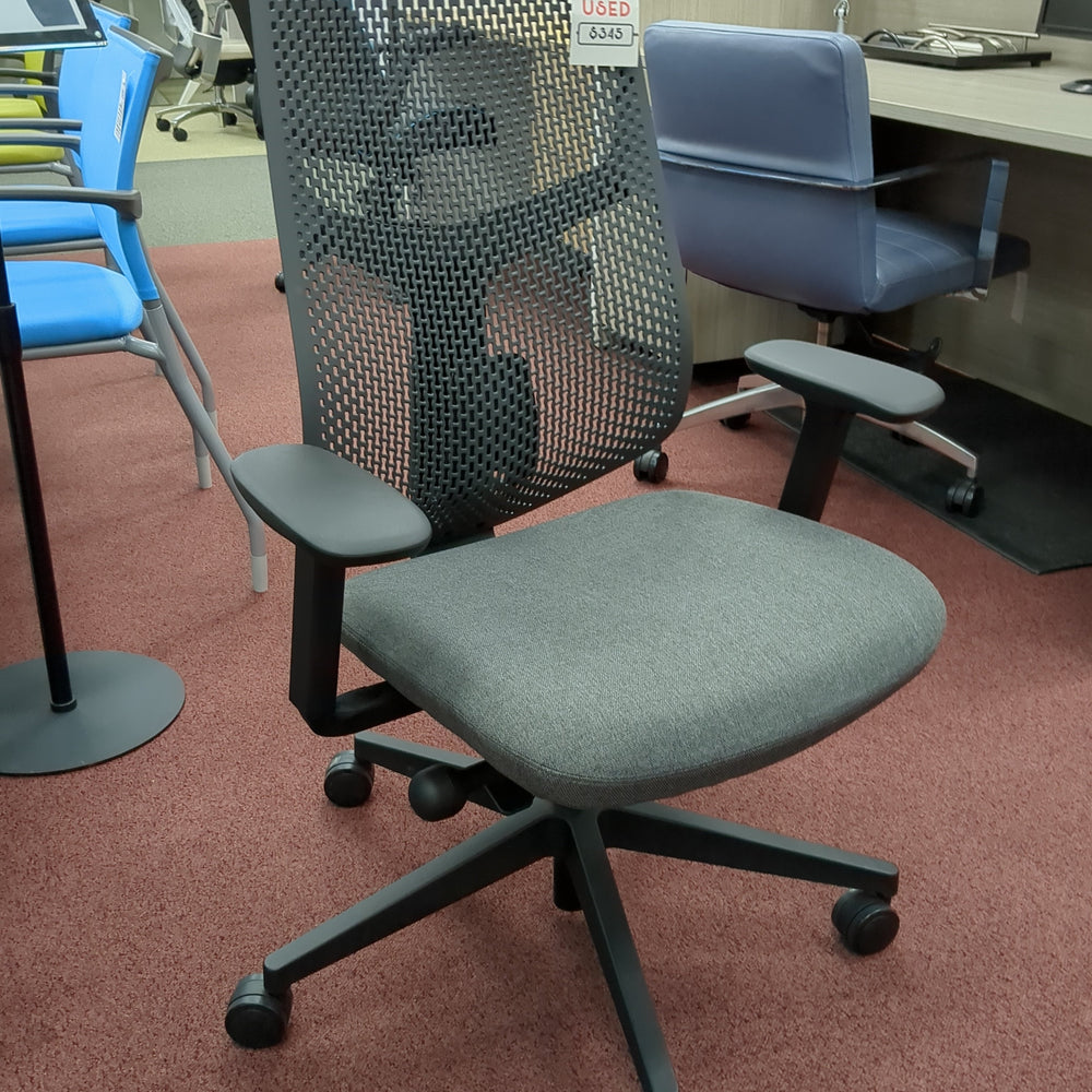 Used Herman Miller Verus - Product Photo 2