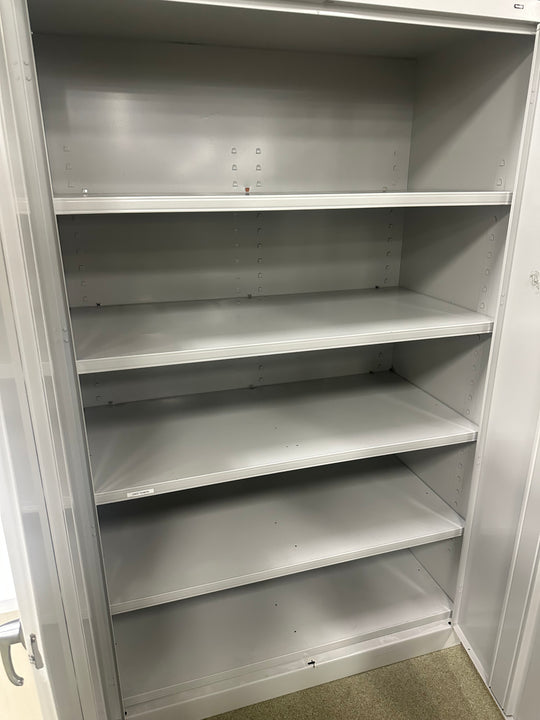 Tennsco 2 door metal storage cabinet