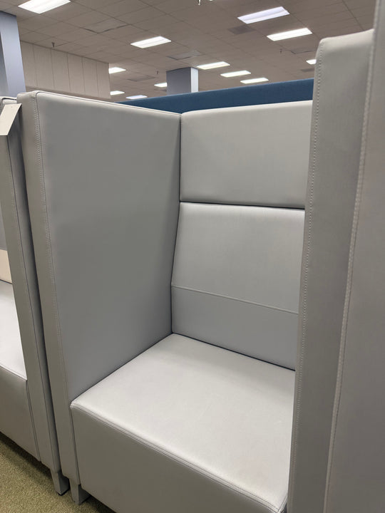 National Pod club Chair