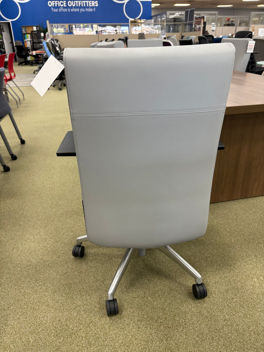 Sit on it prava- mid back