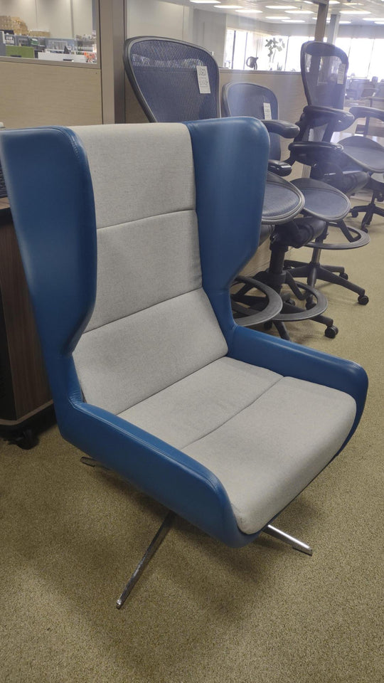 USED Lounge Executive Trend High Back Chair with Blue Leather and gray Fabric