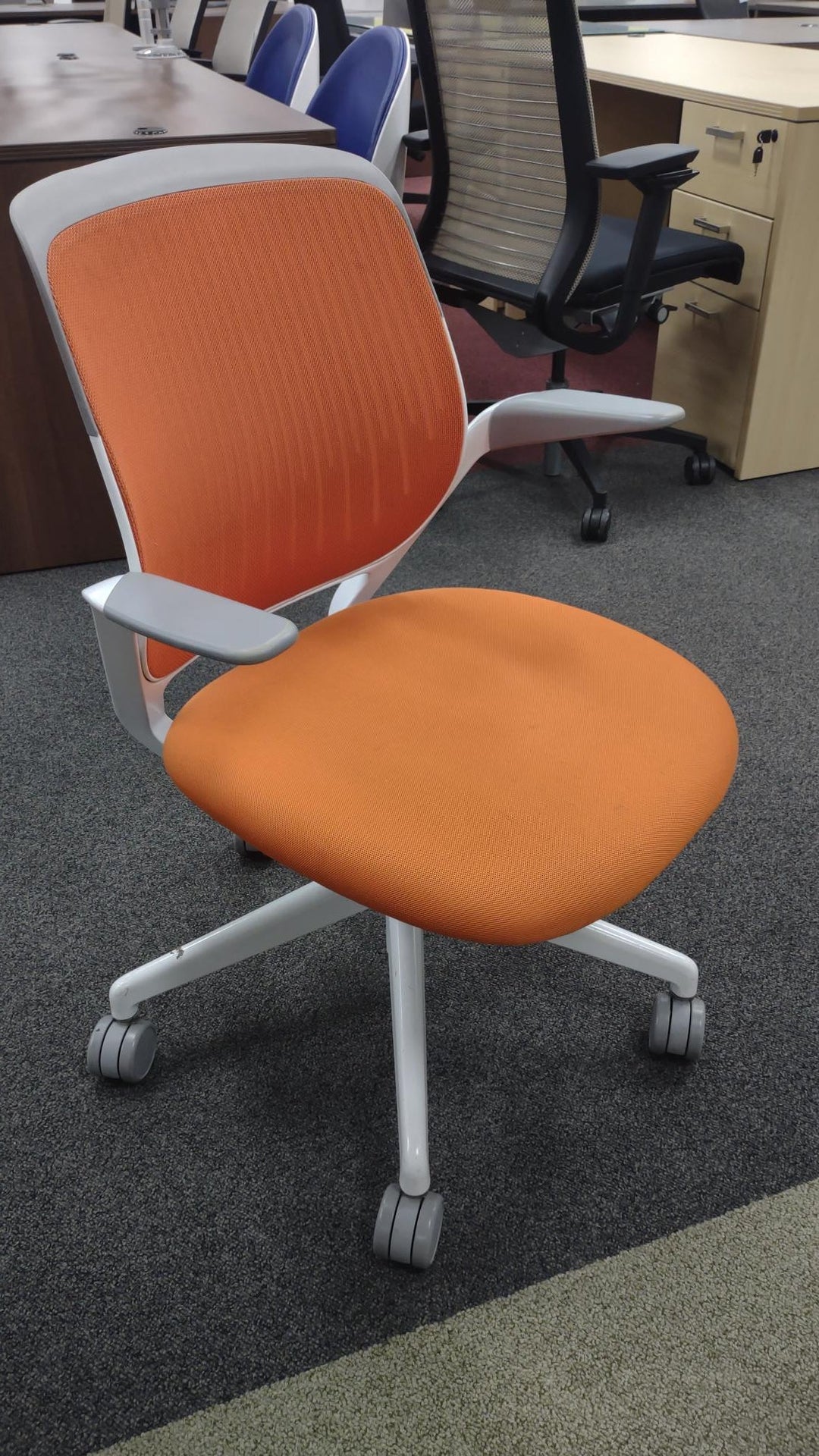 USED Steelcase Cobi Office Chair - Arms with Soft Arm Caps, white Frame, and Fabric Seat