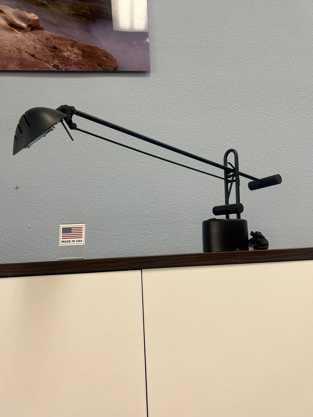 EleganceFlex Work Lamp - Product Photo 2