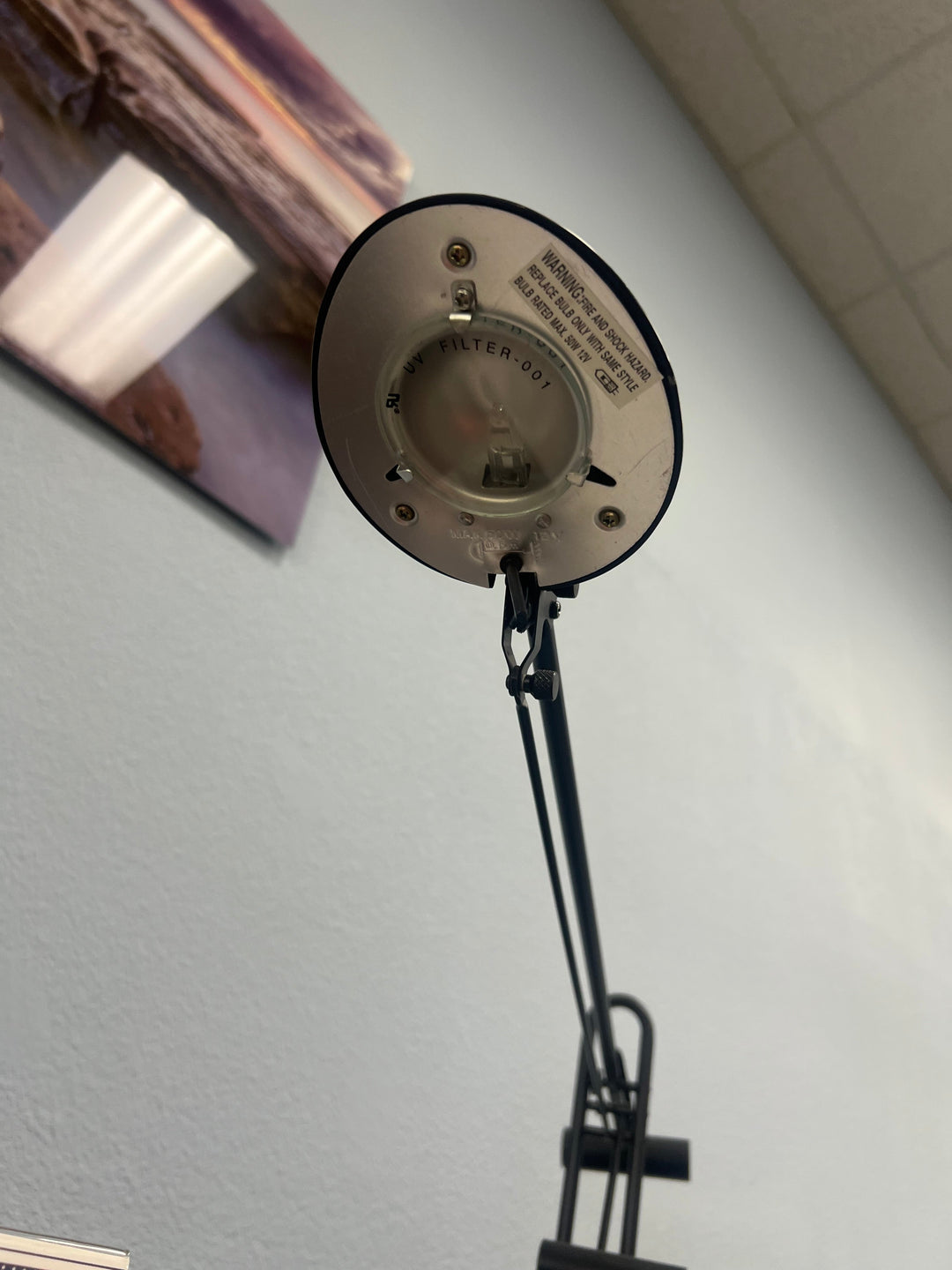 EleganceFlex Work Lamp - Product Photo 3