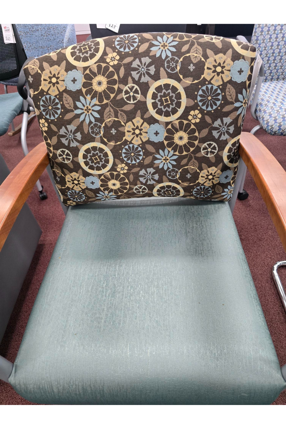 Pre-Owned Guest Chair $10