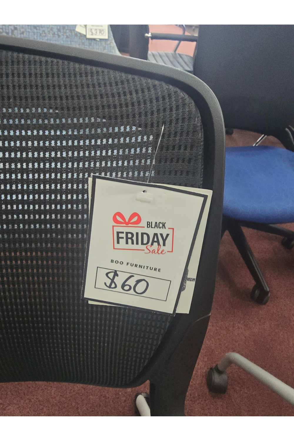 Pre-Owned HON Motivate Nesting Chair with Arms $35