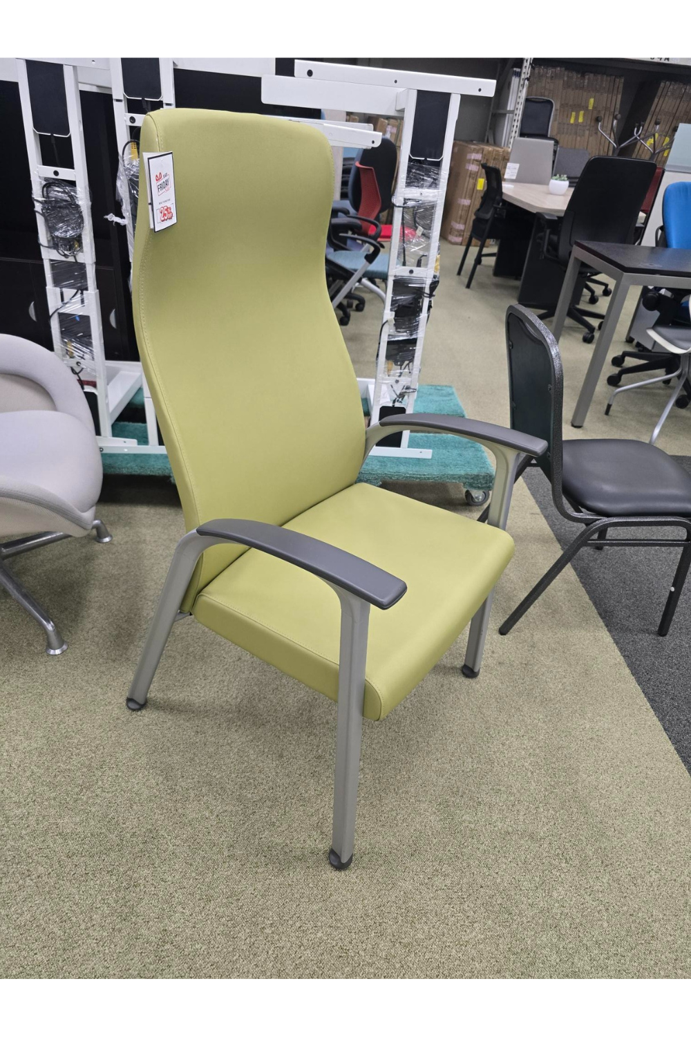 Pre-Owned SITONIT Aviera High Back Guest Chair $120
