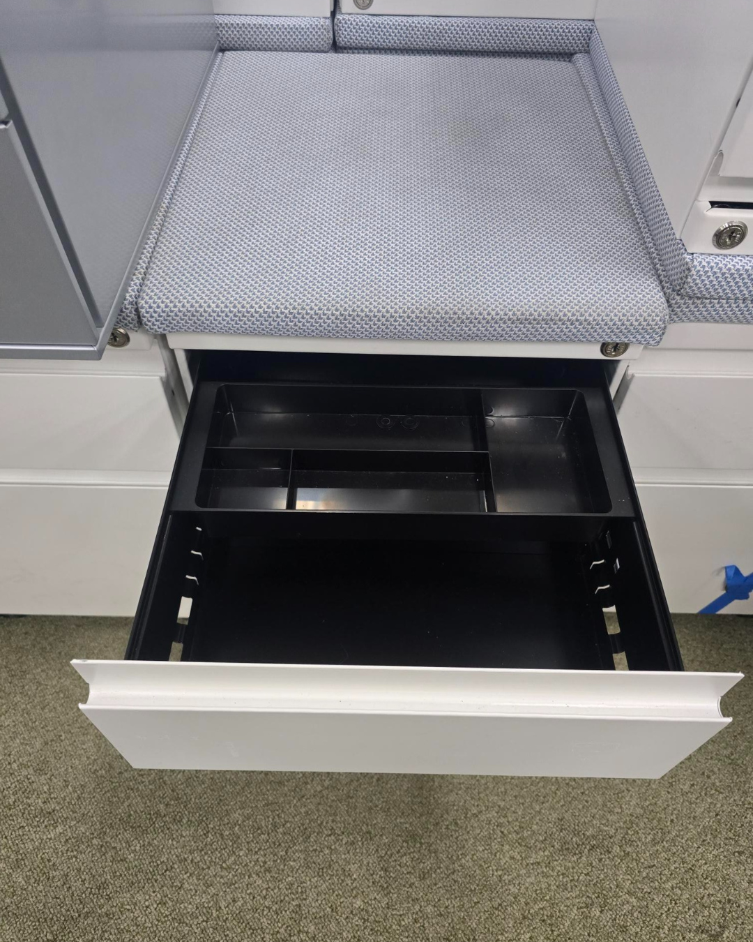 Pre-owned Mobile Pedestal with Cushion $125