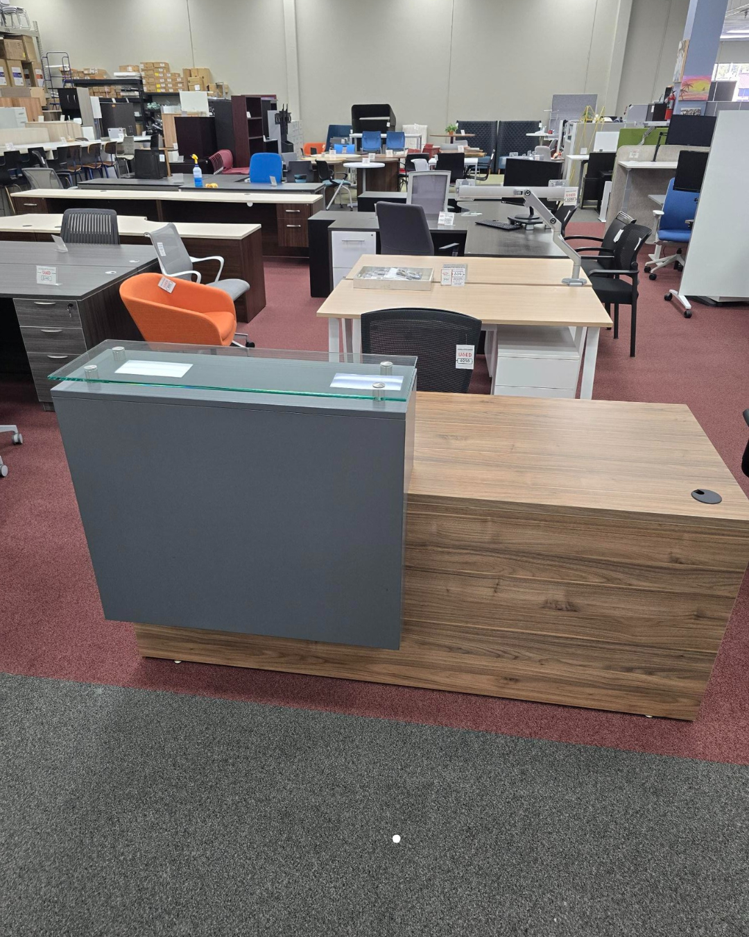 Tool Reception Pre-Owned Reception Desk 72